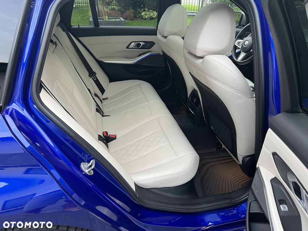 BMW Seria 3 M340d xDrive mHEV sport - 14