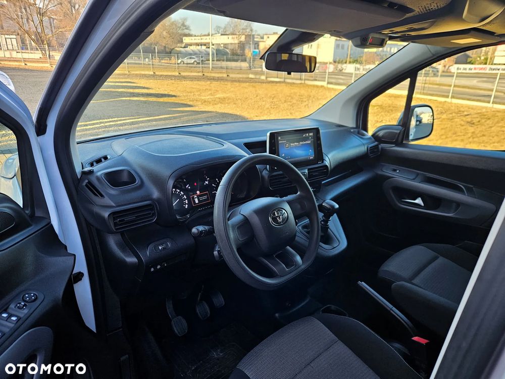 Toyota Proace City Verso 1.5 D-4D Business - 6