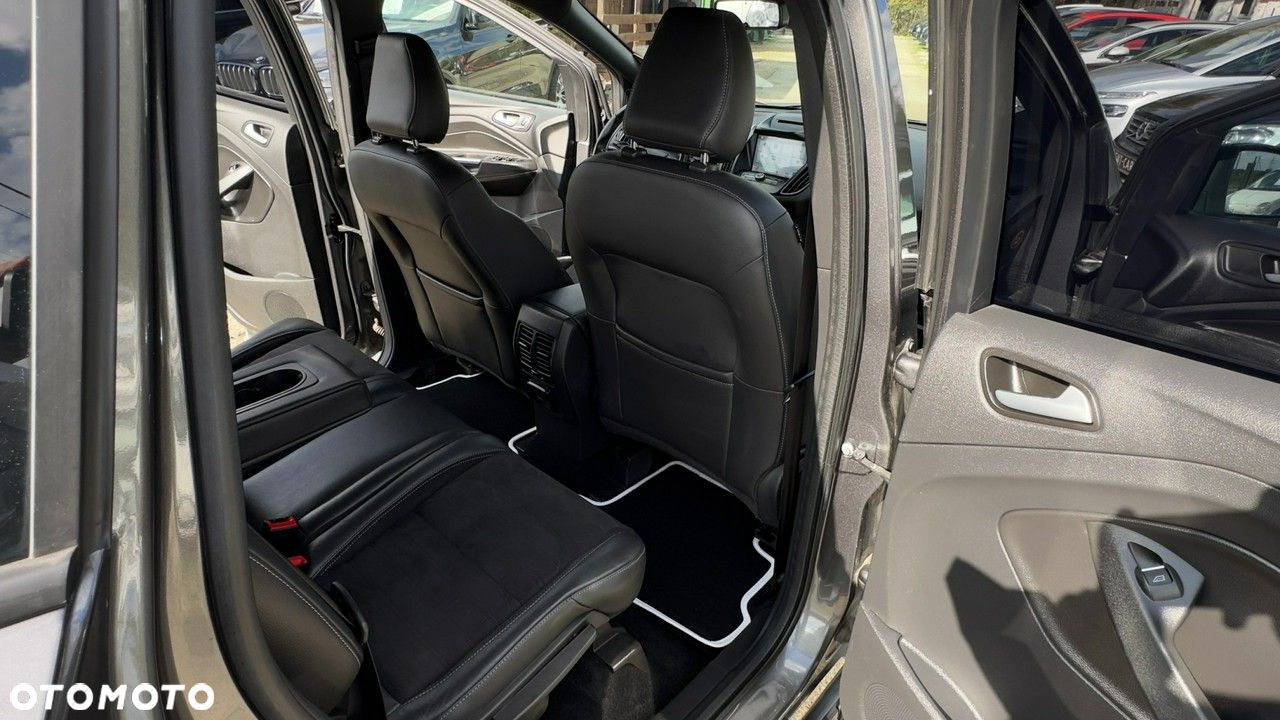Ford Kuga - 11