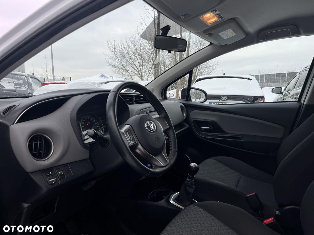 Toyota Yaris 1.33 Active - 13