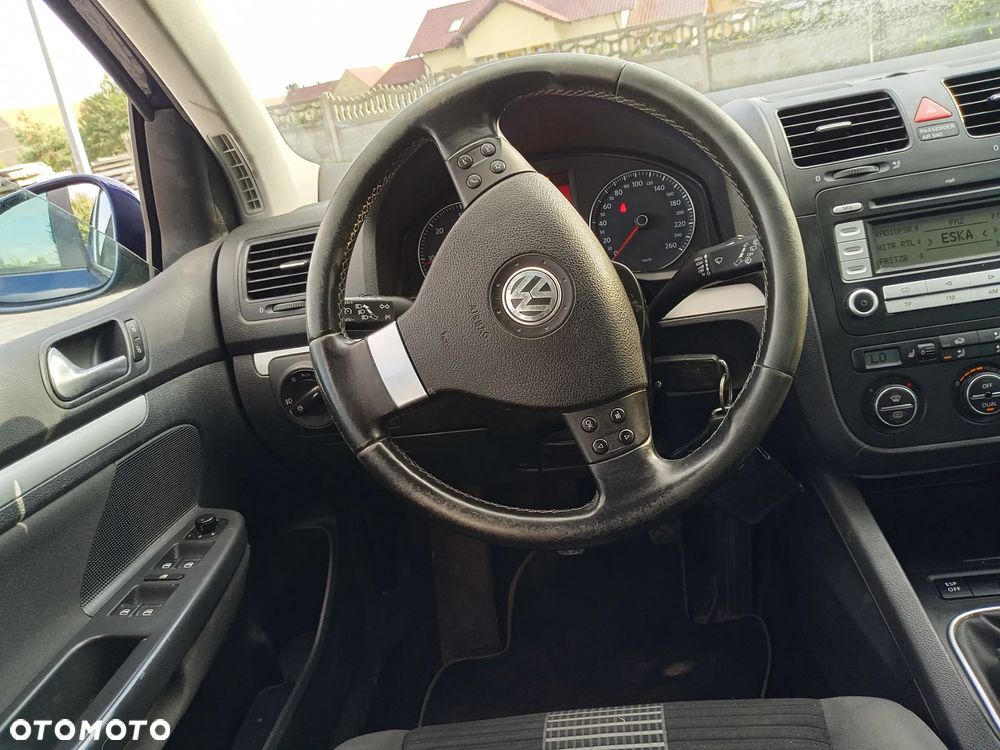 Volkswagen Golf 2.0 TDI United - 8