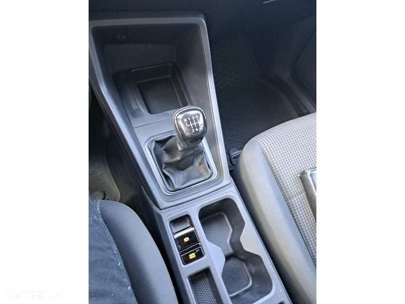 Volkswagen Caddy - 16