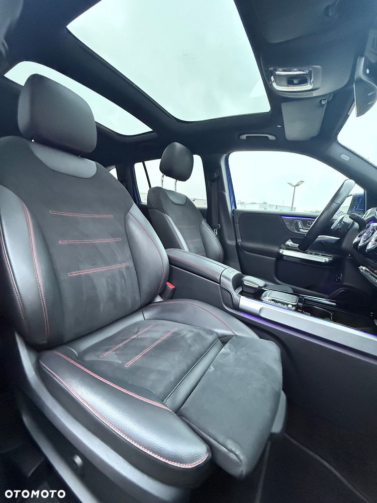 Mercedes-Benz GLB 220 d 4Matic 8G-DCT AMG Line - 24