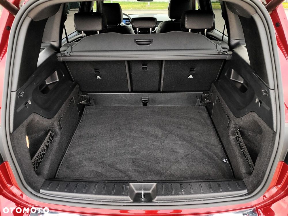 Mercedes-Benz GLB 200 Progressive 7G-DCT - 39