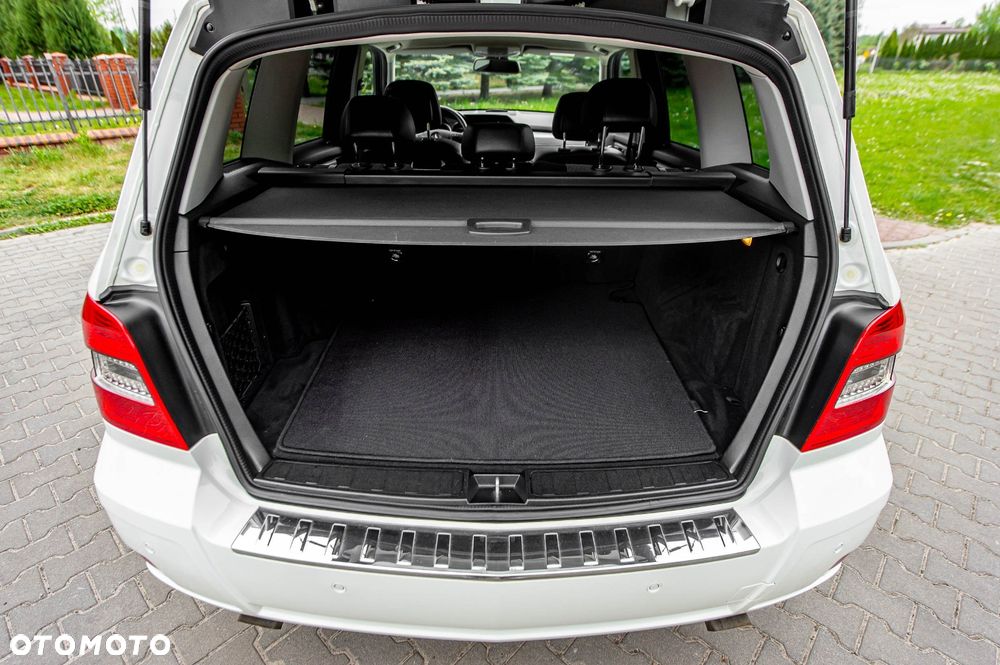 Mercedes-Benz GLK 250 CDI DPF 4Matic BlueEFFICIENCY 7G-TRONIC SPORT EDITION - 35
