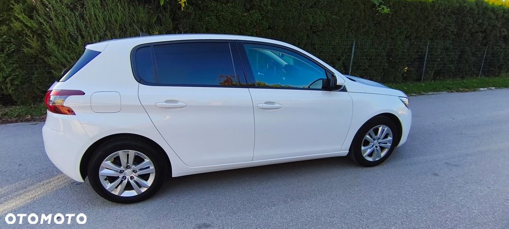 Peugeot 308 - 7