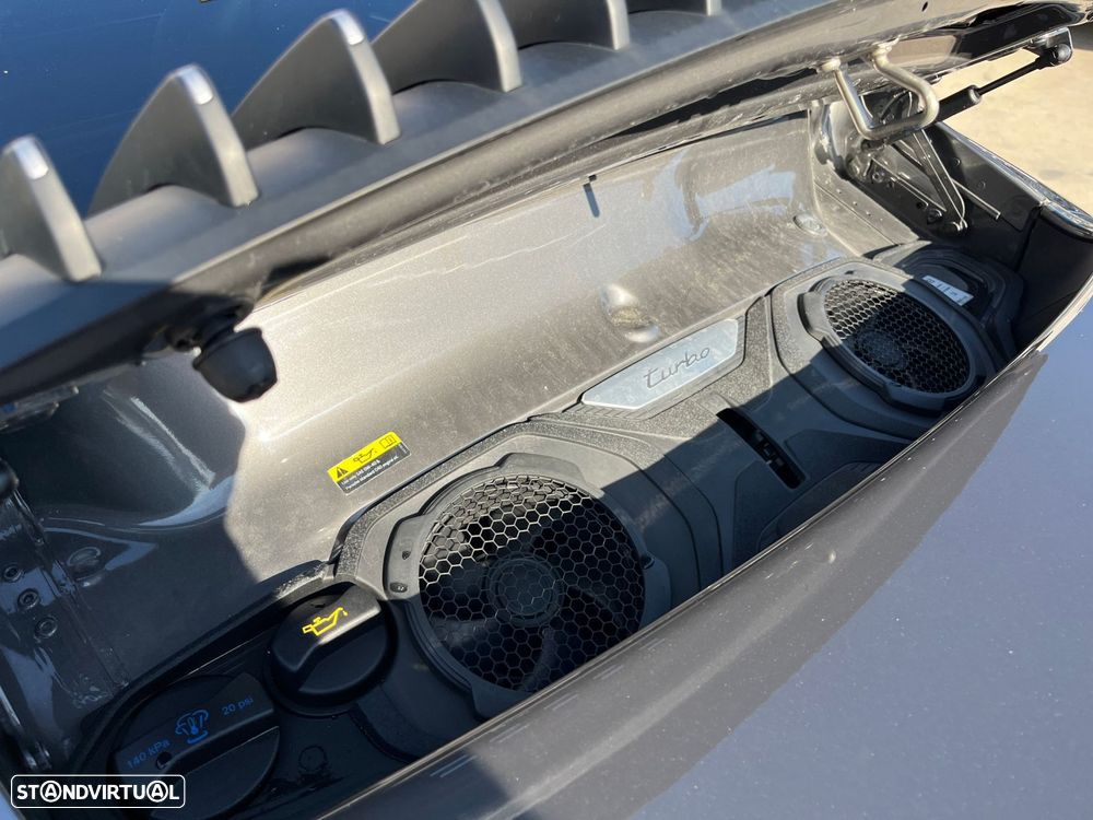 Porsche 911 (992) Turbo - 13