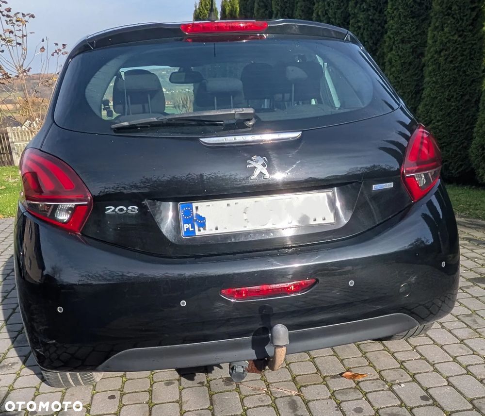 Peugeot 208 - 6