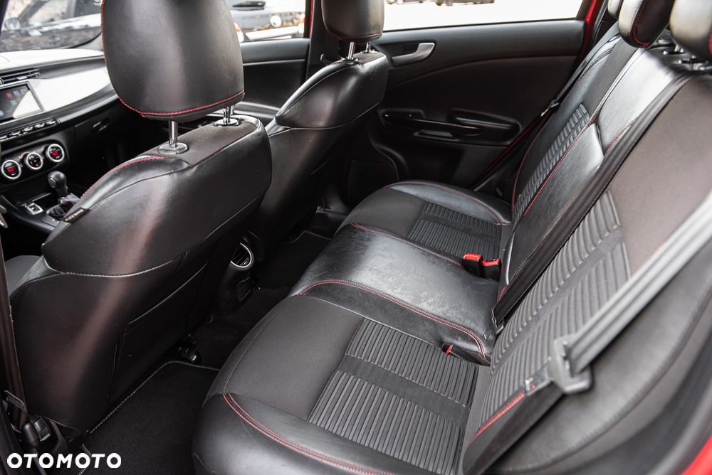 Alfa Romeo Giulietta 1.4 TB 16V Multiair TCT Sport - 25