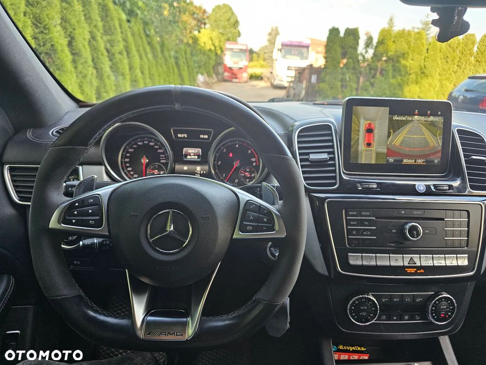 Mercedes-Benz GLE - 21
