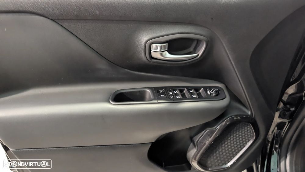 Jeep Renegade 1.3 TG 4Xe Limited - 14