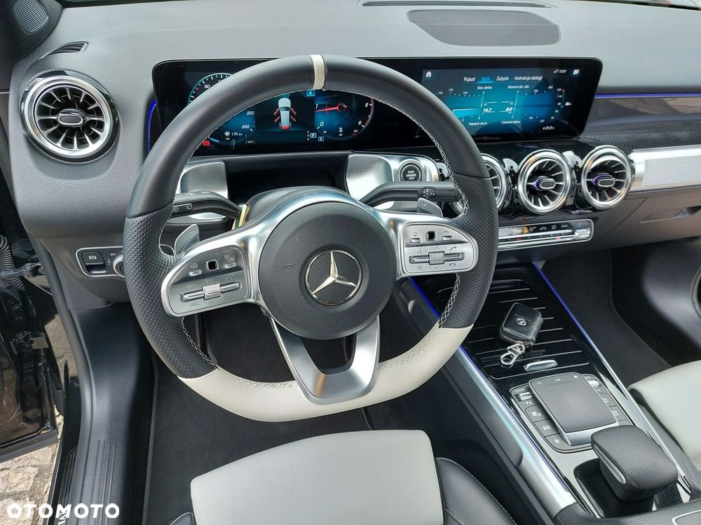 Mercedes-Benz GLB - 20