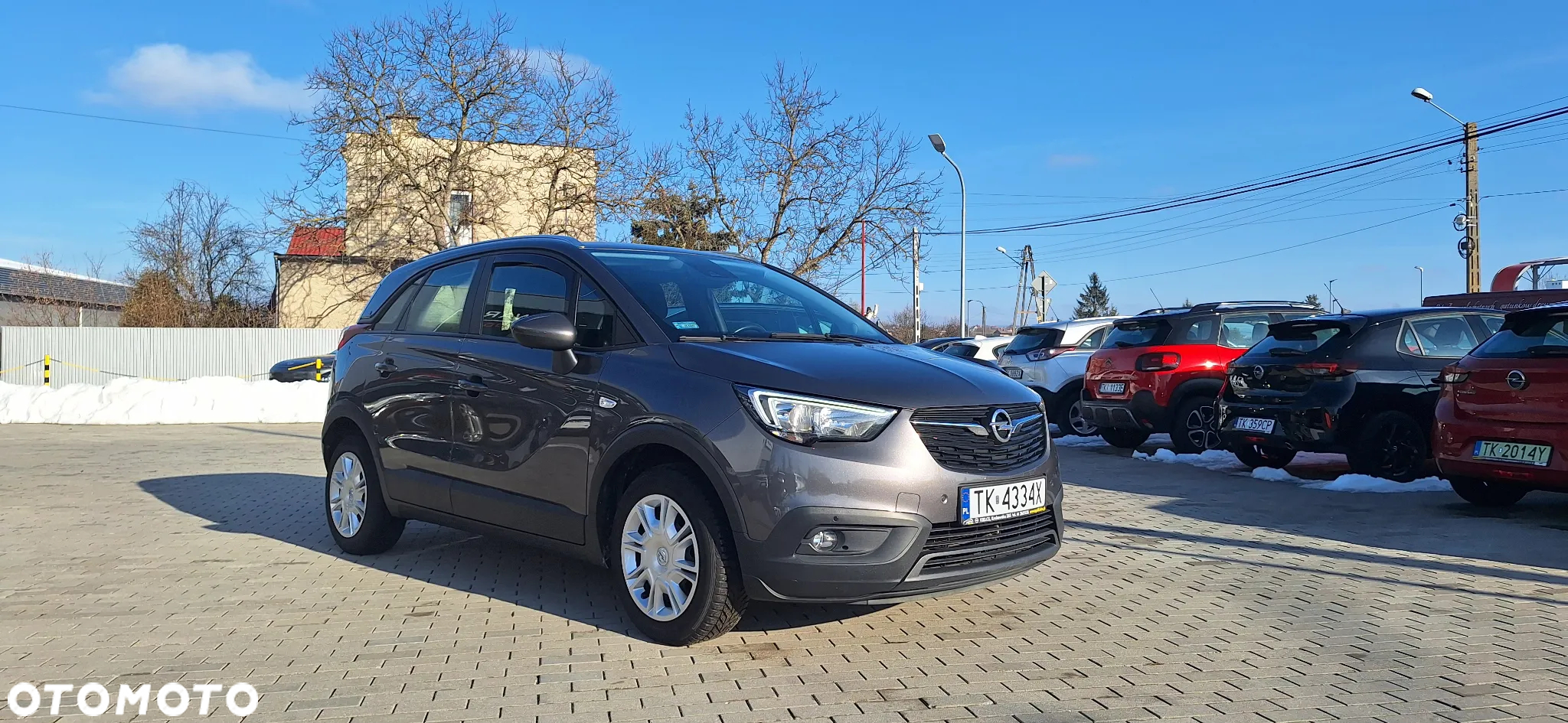 Opel Crossland X 1.2 T Design Line S&S - 4