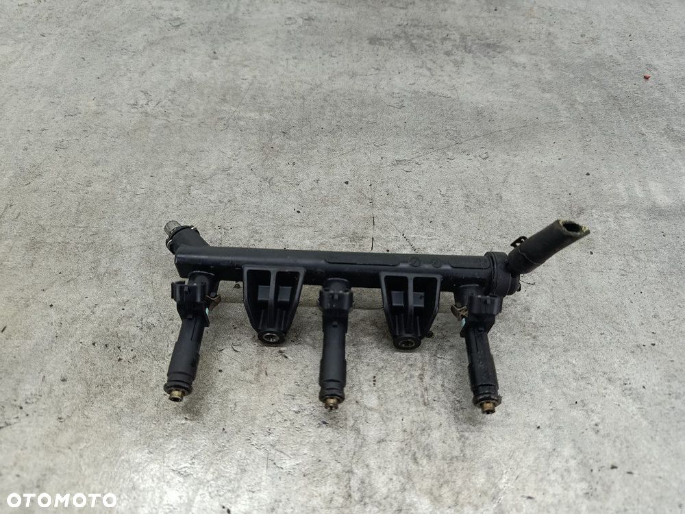 LISTWA WTRYSKOWA BENZYNA SKODA FABIA II 03D133319J 03D133329B 1.2 HTP - 1