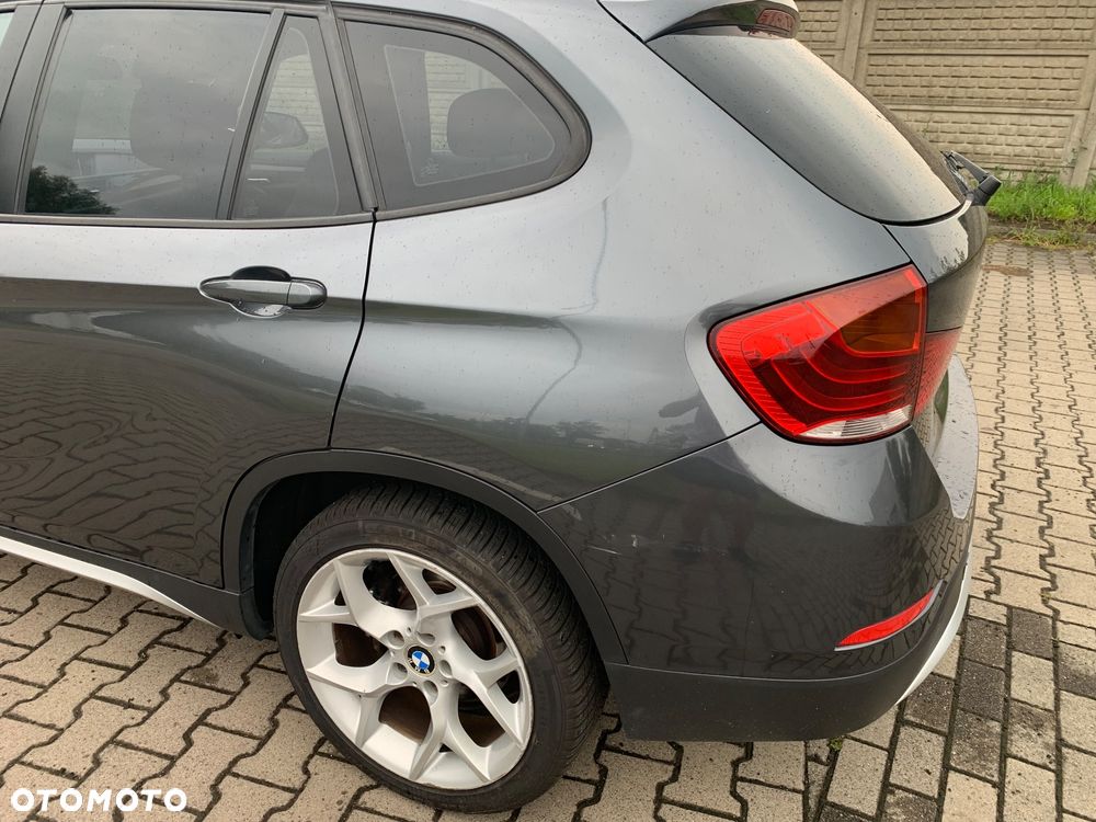BMW X1 xDrive20d Sport Line - 10