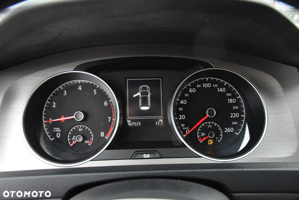 Volkswagen Golf 1.2 TSI BlueMotion Technology Comfortline - 33