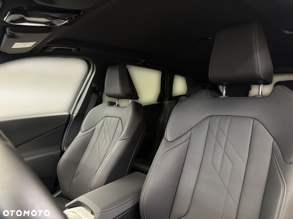BMW X3 xDrive20 mHEV - 13