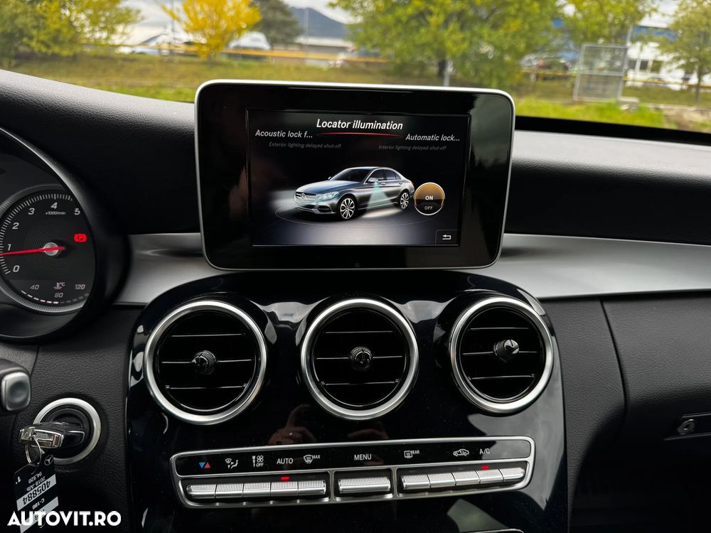 Mercedes-Benz C - 22