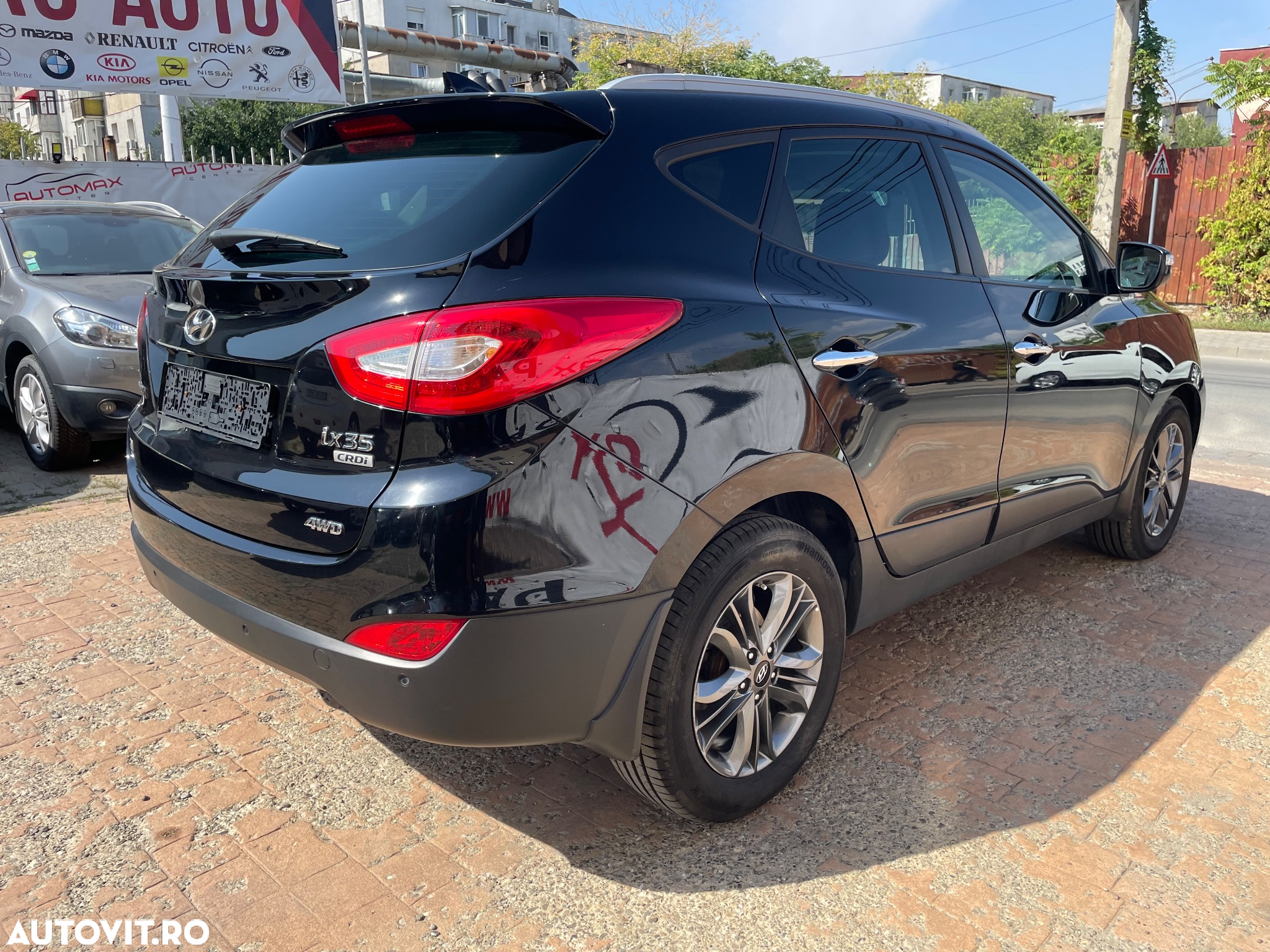 Hyundai ix35 2.0 CRDI 4WD Automatik Premium - 3