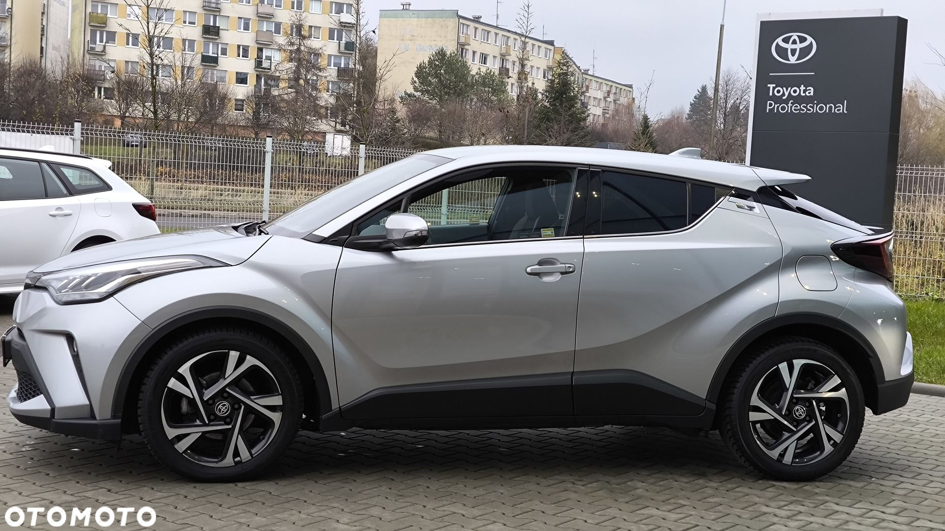 Toyota C-HR - 8