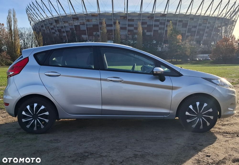 Ford Fiesta 1.25 Ghia EU5 - 4