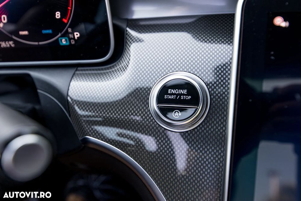 Mercedes-Benz CLE Mercedes-AMG 53 4M+ Cabrio AMG S.SHIFT TCT 9G - 36