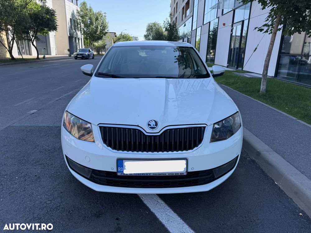 Skoda Octavia 2.0 TDI DSG Style - 2