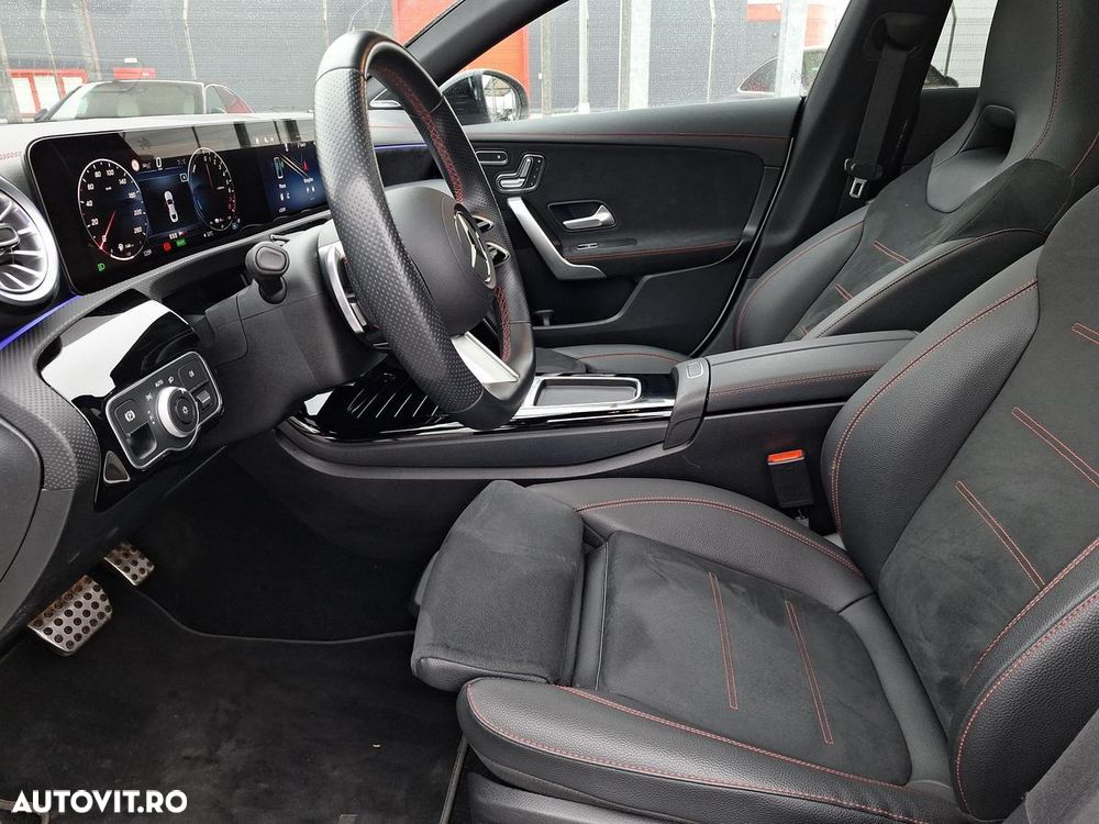 Mercedes-Benz CLA 250 e 8G-DCT AMG Line - 14