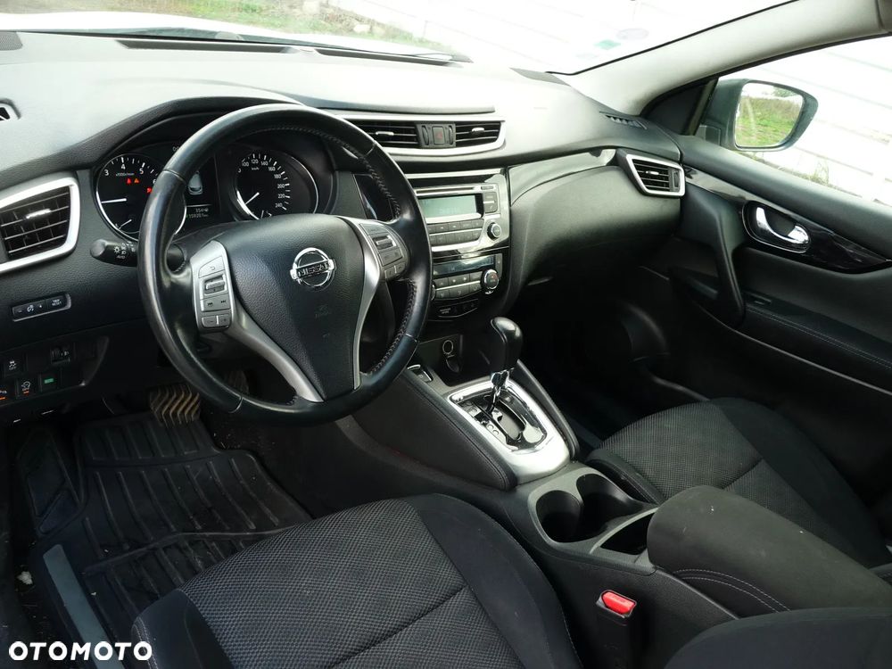 Nissan Qashqai 1.2 DIG-T Visia Xtronic EU6 - 13