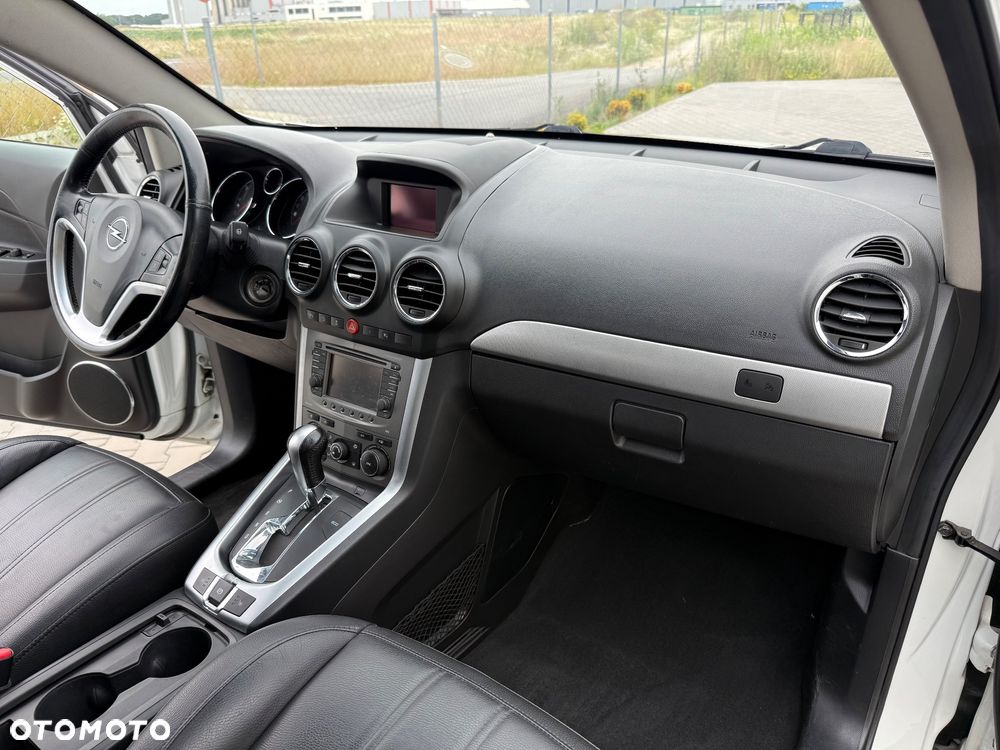 Opel Antara - 10