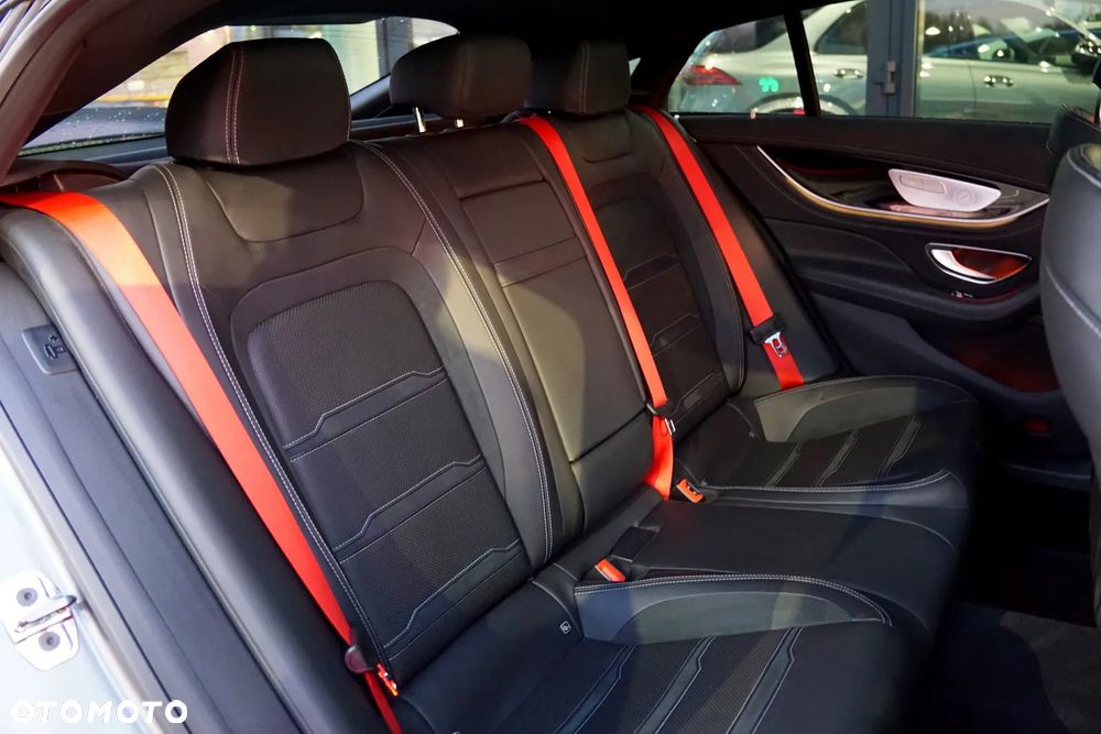 Mercedes-Benz AMG GT 43 4-Matic+ - 22