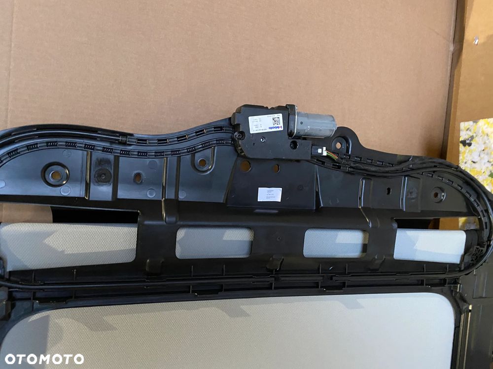 Audi Q3 83A Szyberdach panorama kompletny roleta sterownik 83A877041 32km - 8