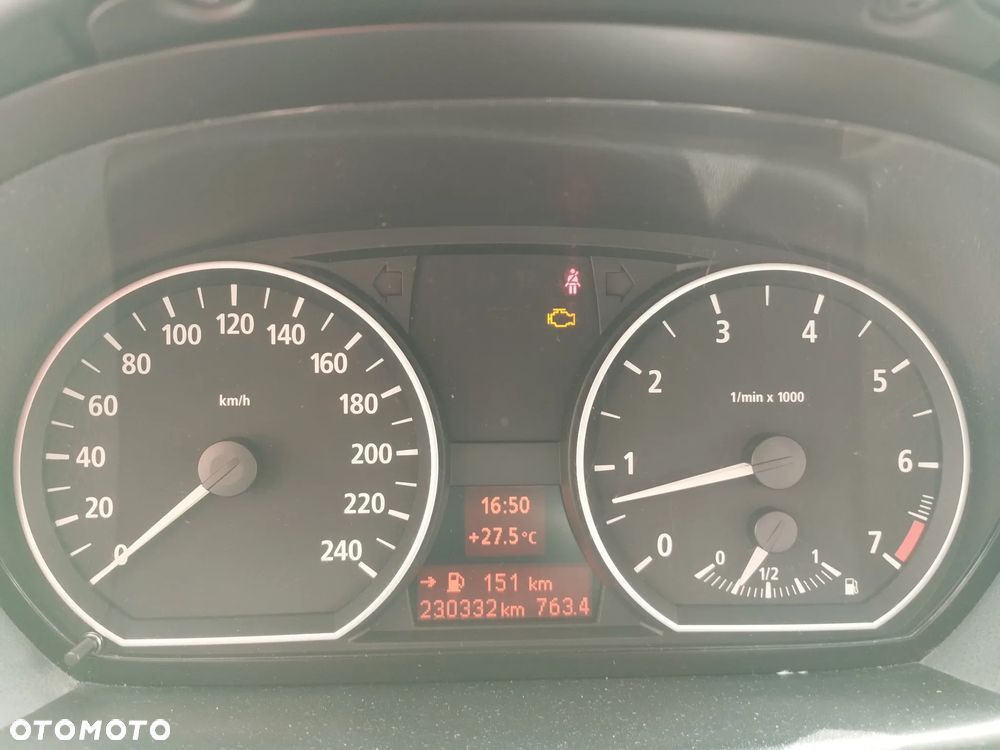 BMW Seria 1 - 13