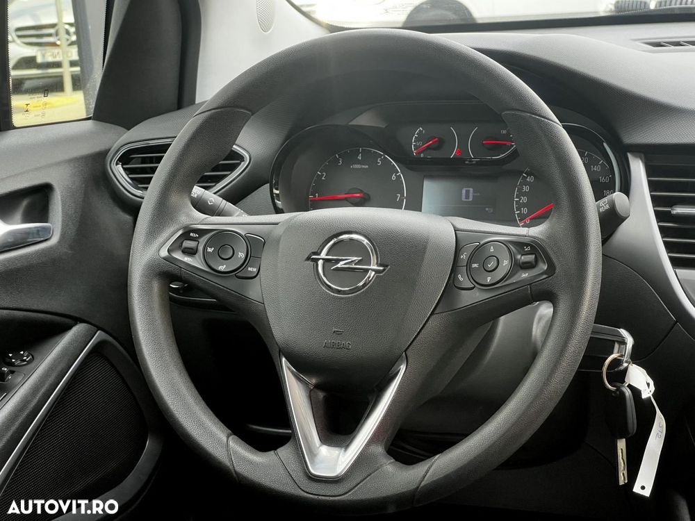 Opel Crossland - 10