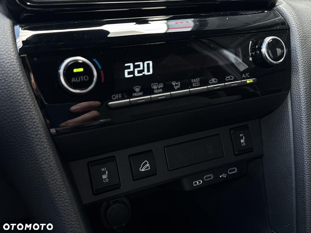 Toyota Yaris Cross Hybrid 1.5 Style AWD - 25