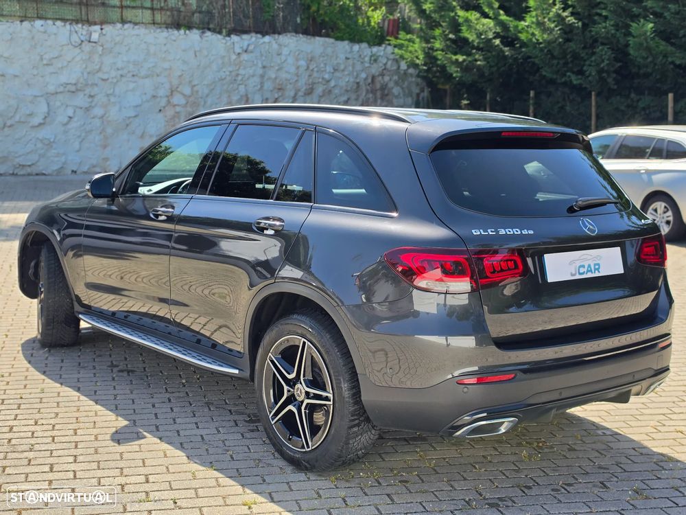 Mercedes-Benz GLC 300 de 4Matic 9G-TRONIC AMG Line - 3
