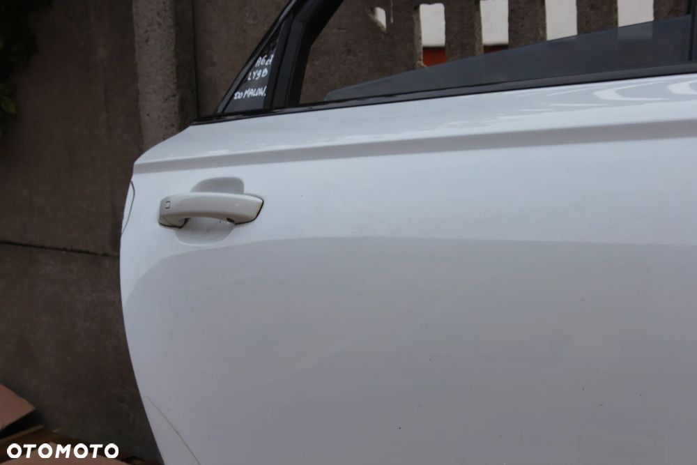 DRZWI TYLNE PRAWE AUDI A6 C7 AVANT LY9C 2015 - 10