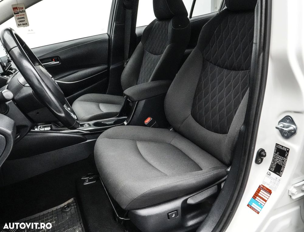 Toyota Corolla 1.8 HSD Dynamic - 11