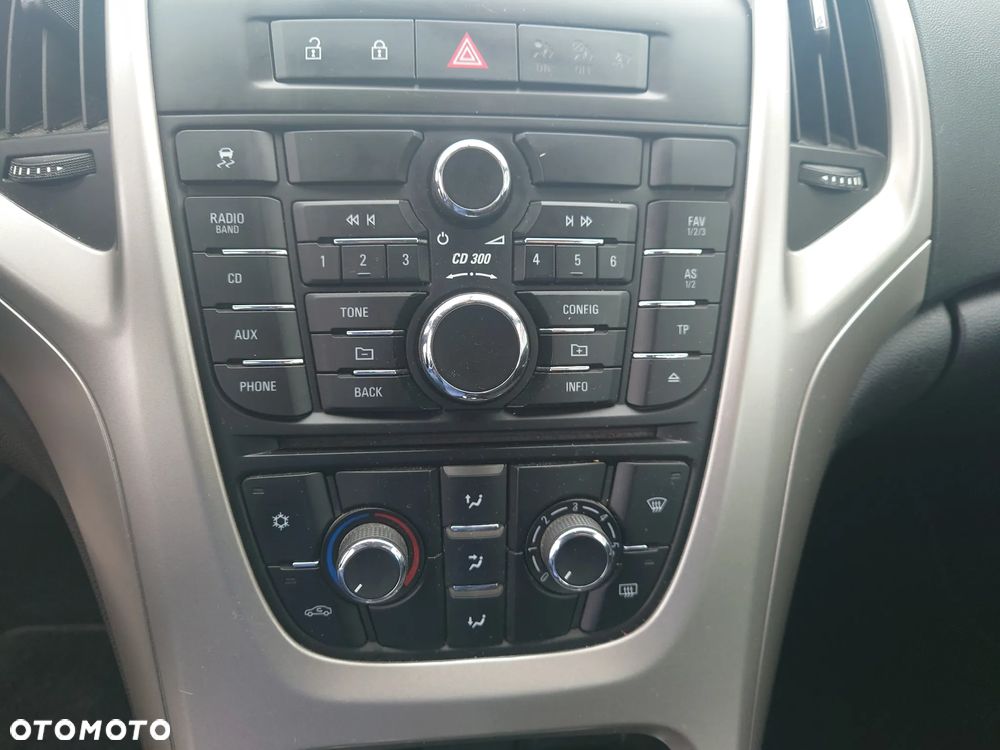 Opel Astra 1.4 Turbo Color Edition - 9