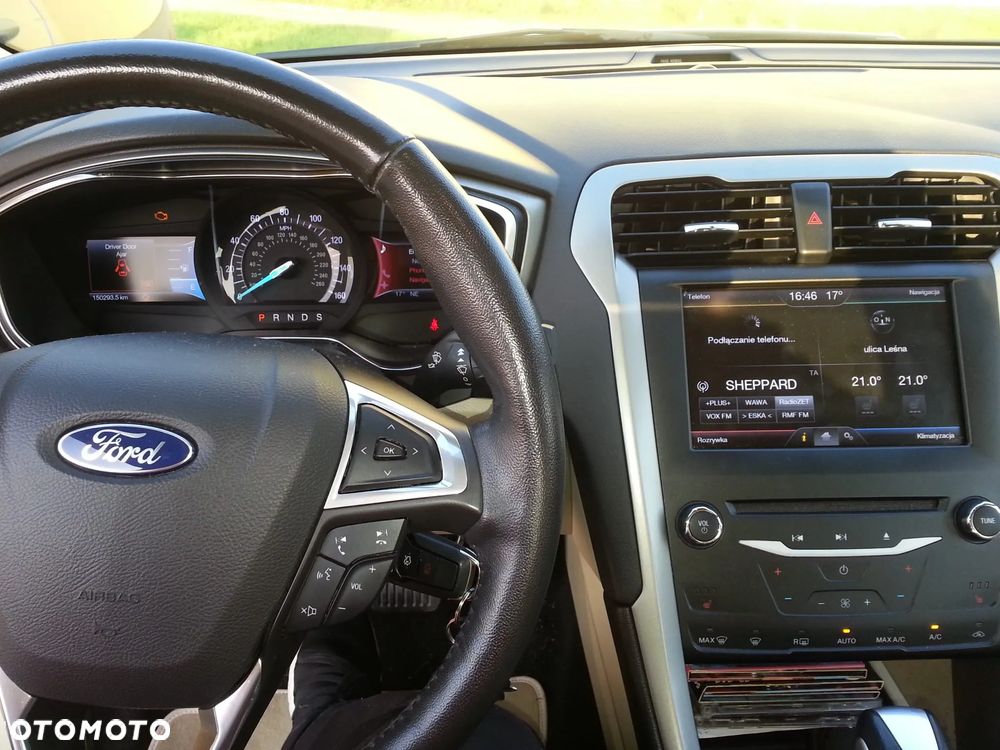 Ford Fusion - 5