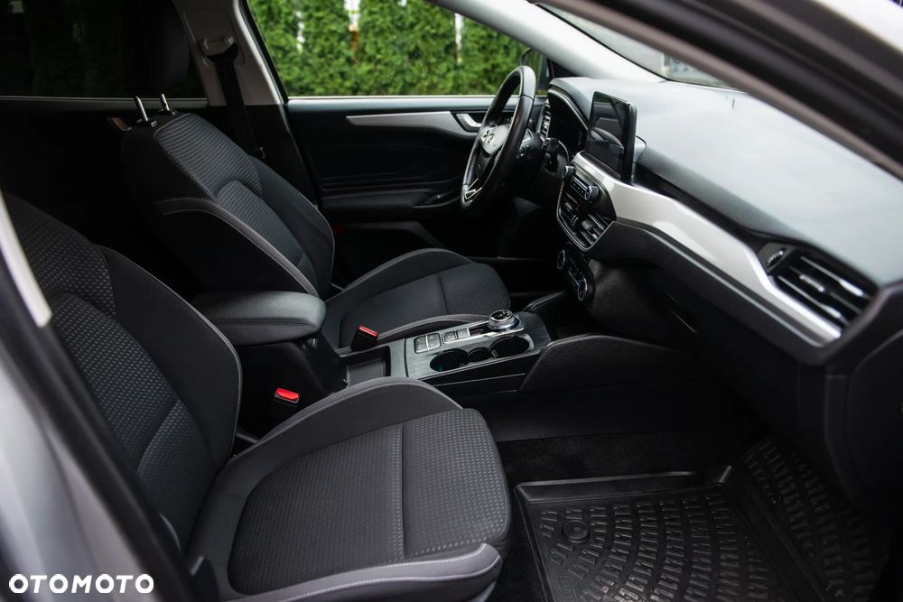 Ford Focus 1.5 EcoBlue Start-Stopp-System TITANIUM - 26