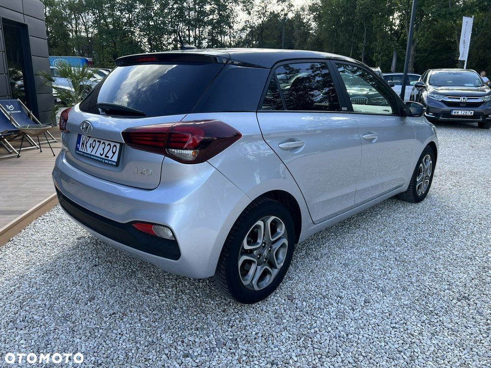 Hyundai i20 - 22