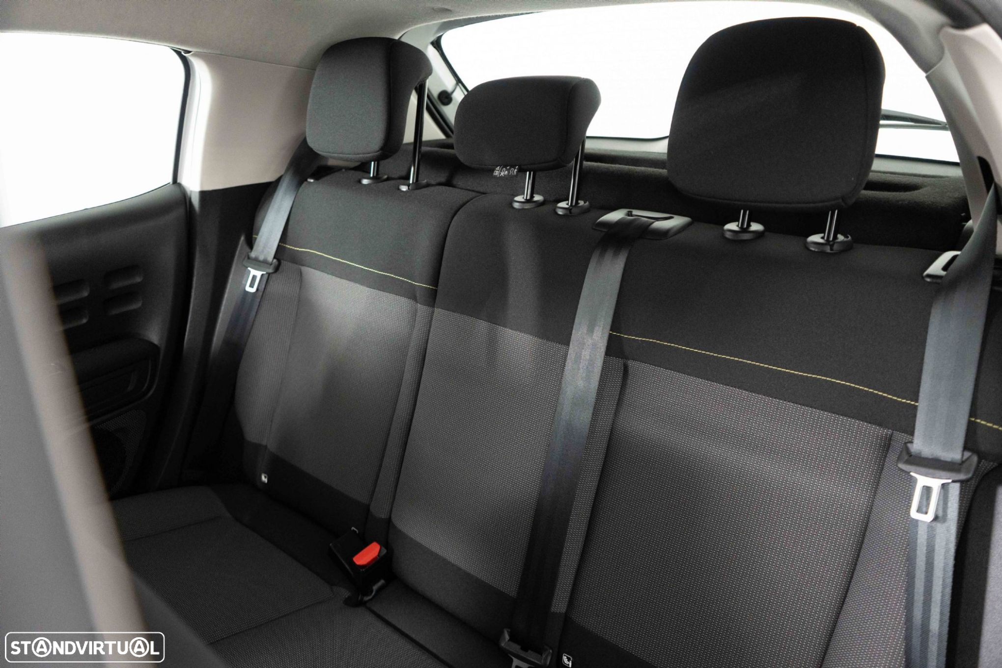 Citroën C3 1.2 PureTech Shine EAT6 - 9