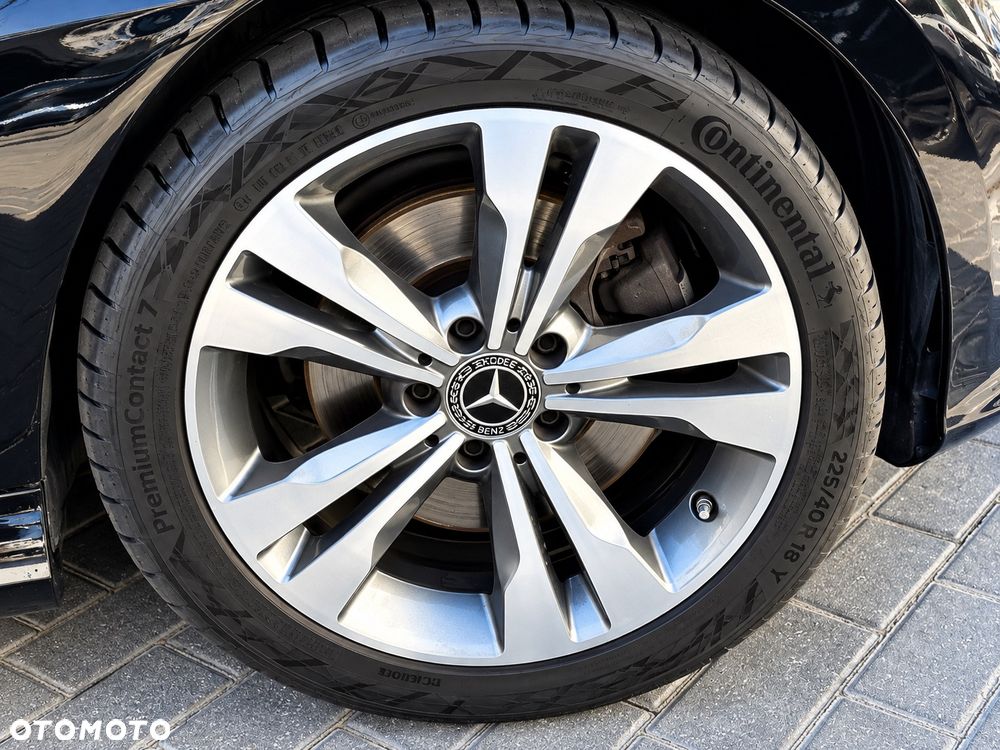 Mercedes-Benz CLA 200 Urban - 33