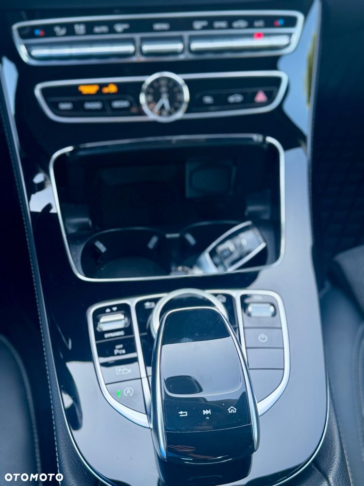 Mercedes-Benz Klasa E 200 d Business Edition 9G-TRONIC - 20