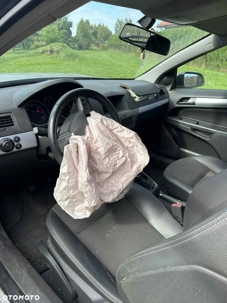 Opel Astra III GTC 1.9 CDTI Sport - 6