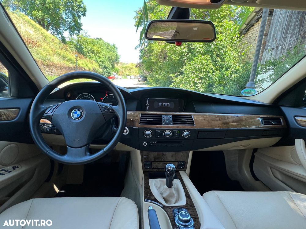 BMW Seria 5 520d Edition Lifestyle - 14