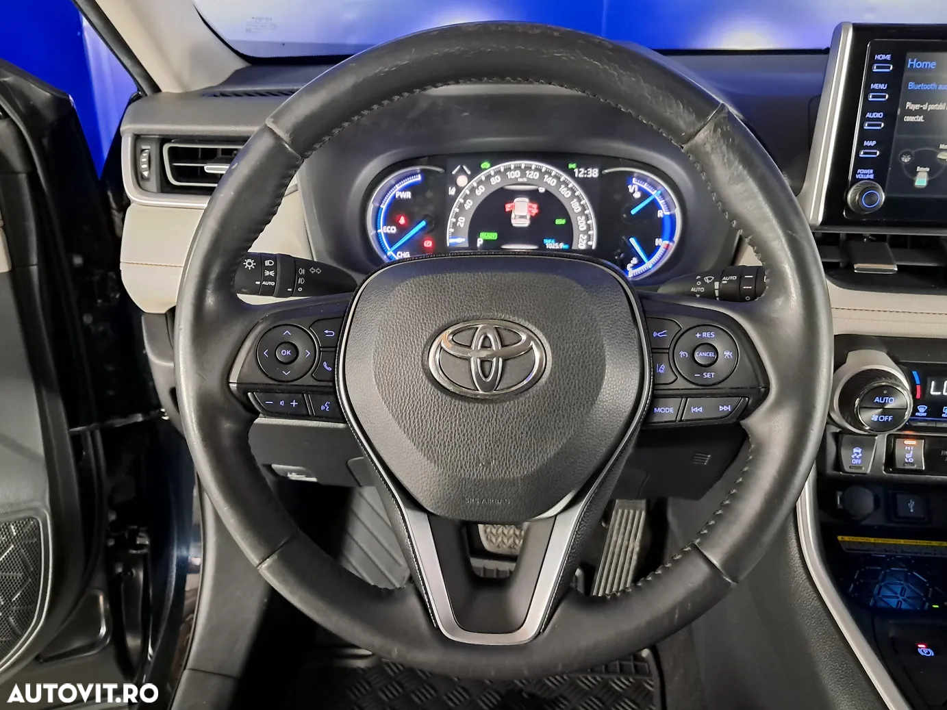Toyota RAV4 - 11