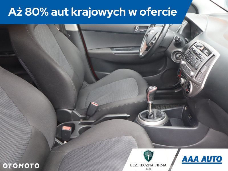 Hyundai i20 - 11
