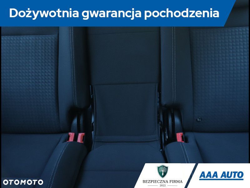 Ford Grand C-MAX - 11